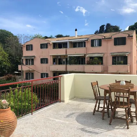 Seaview Rooftop Apt By The Beach In Corfu Town