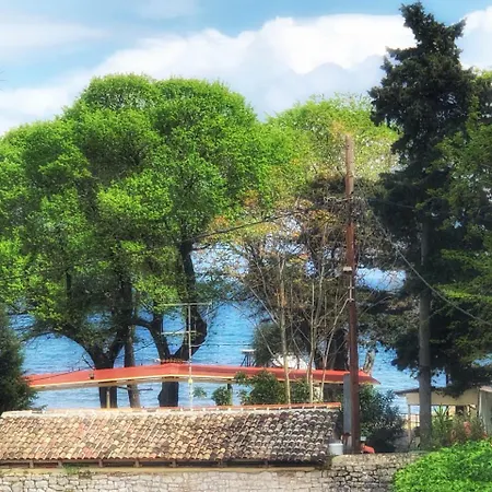 Appartement Seaview Rooftop Apt By The Beach In Corfu Town *